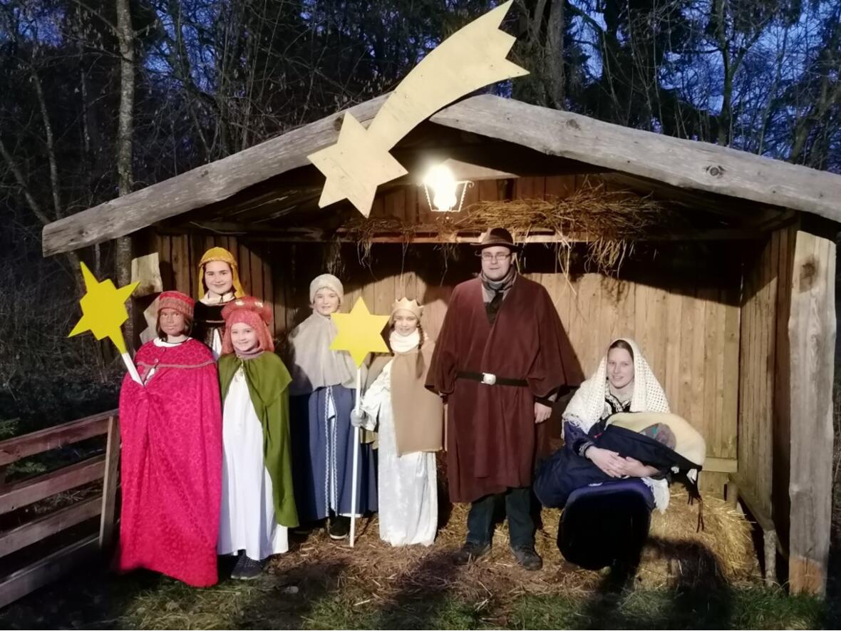 waldweihnacht-der-pfarrei-st-martin-baindlkirch-beim-klostergut-rettenbach4419070