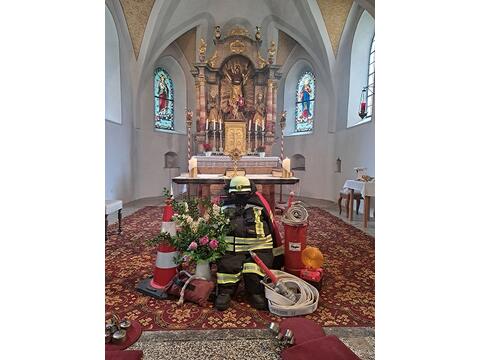 festmesse-zum-120-jaehrigen-jubilaeum-der-ffw-hoerbach4672896