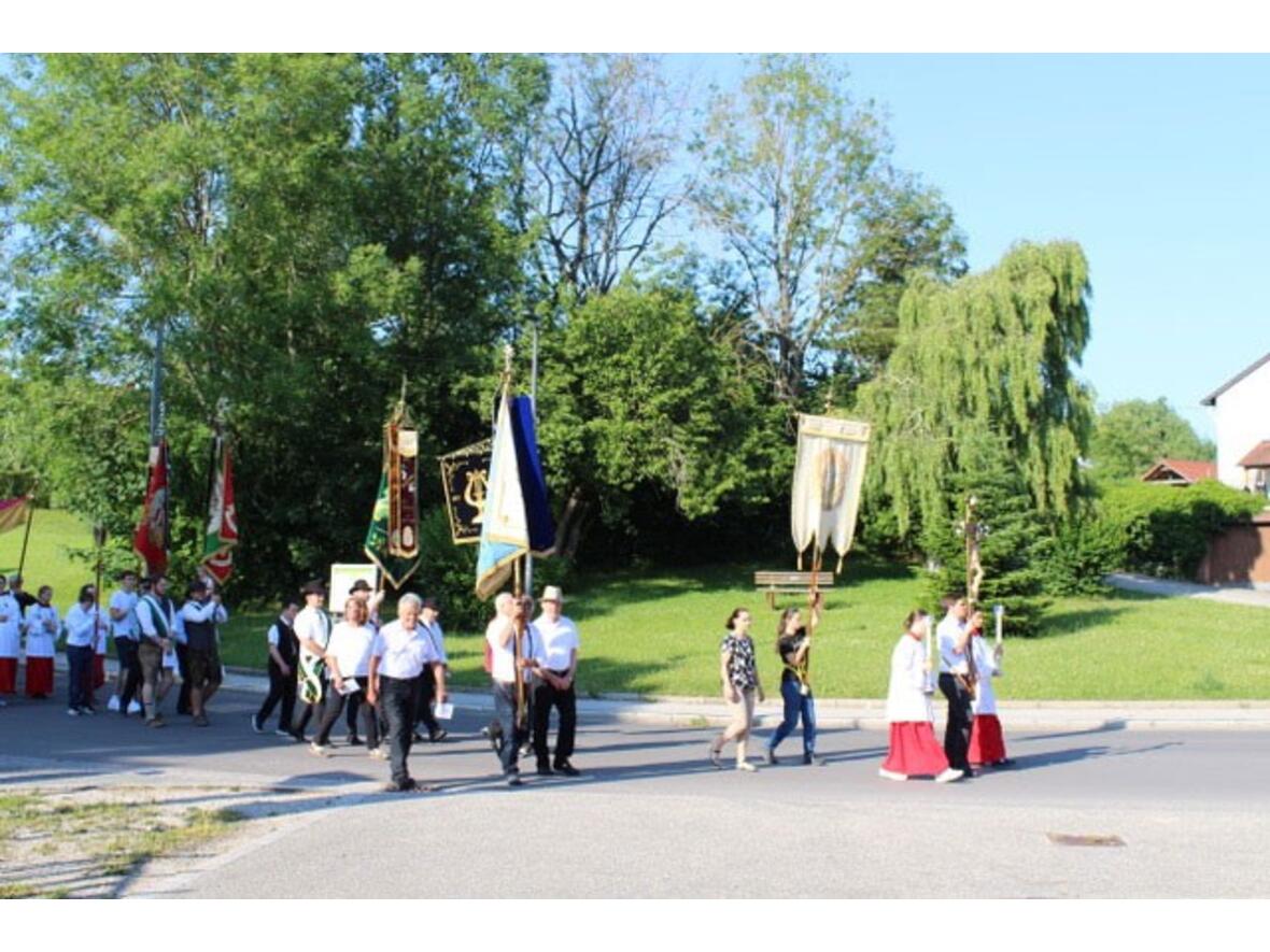 fronleichnam-in-st-silvester-mittelstetten4859286