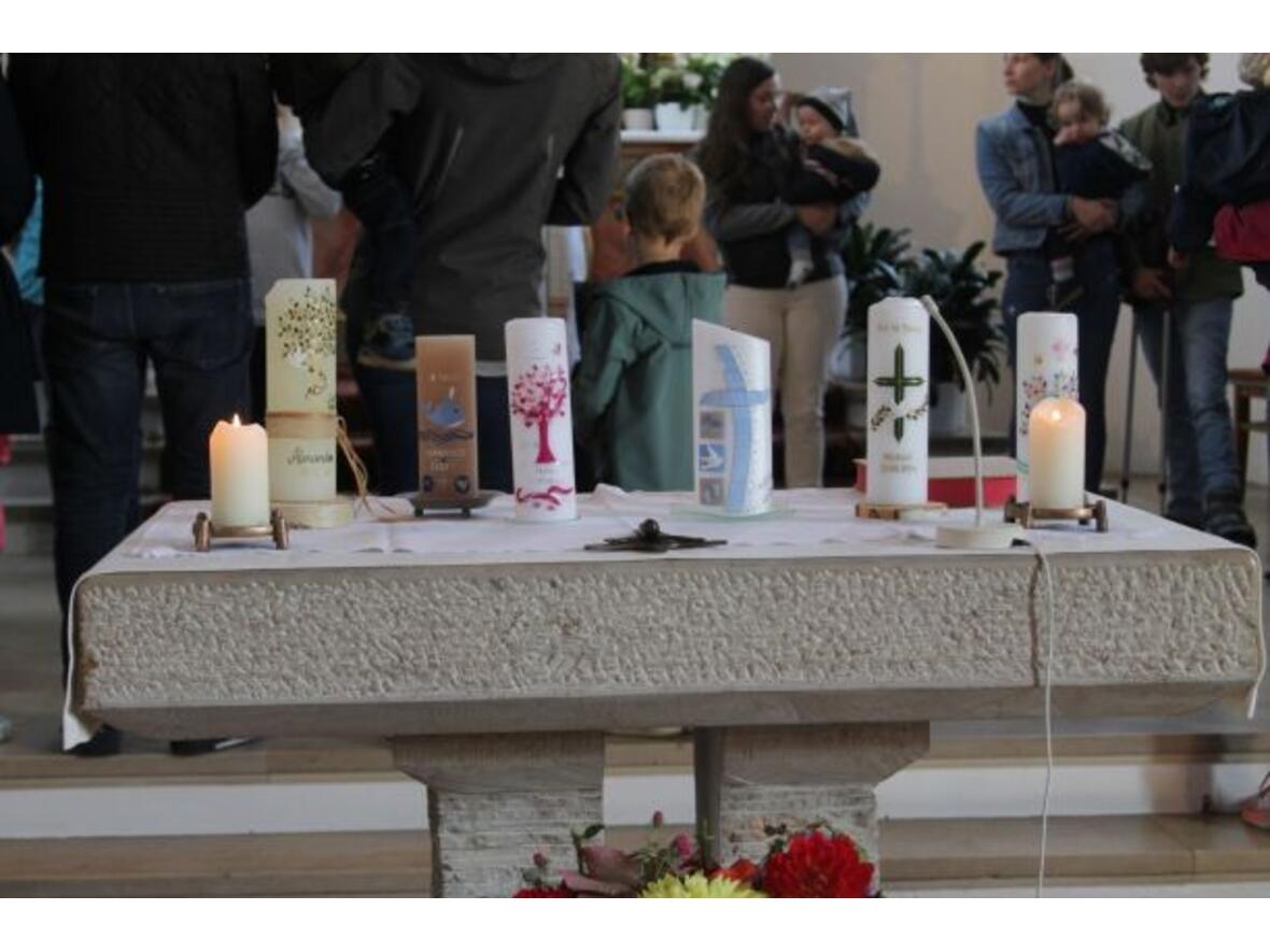 treffen-der-neugetauften-aus-dem-jahr-2024-in-der-pfarreiengemeinschaft4904257